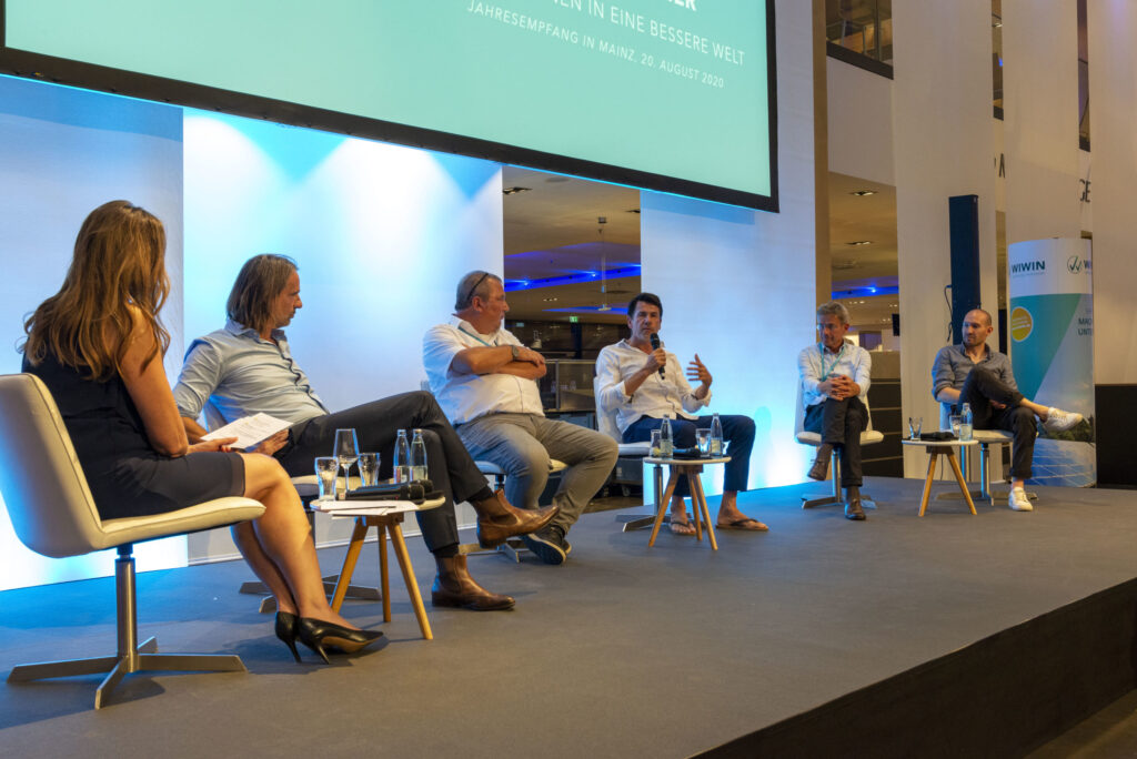 Podiumsdiskussion zu nachhaltigen Investments